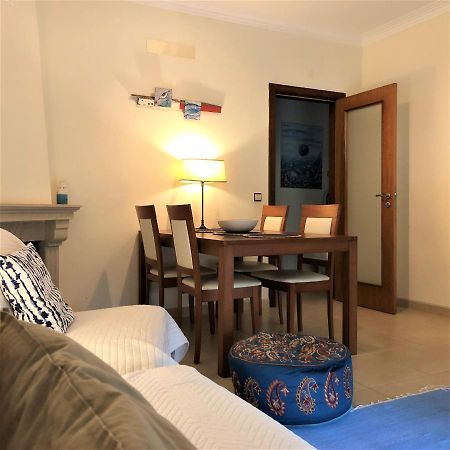 דירות סאו מרטיניו דו פורטו Casas Do Mar - S. Martinho Bay מראה חיצוני תמונה